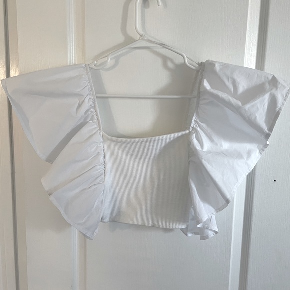 Zara flutter sleeve white crop top size small NWOT - Picture 2 of 5
